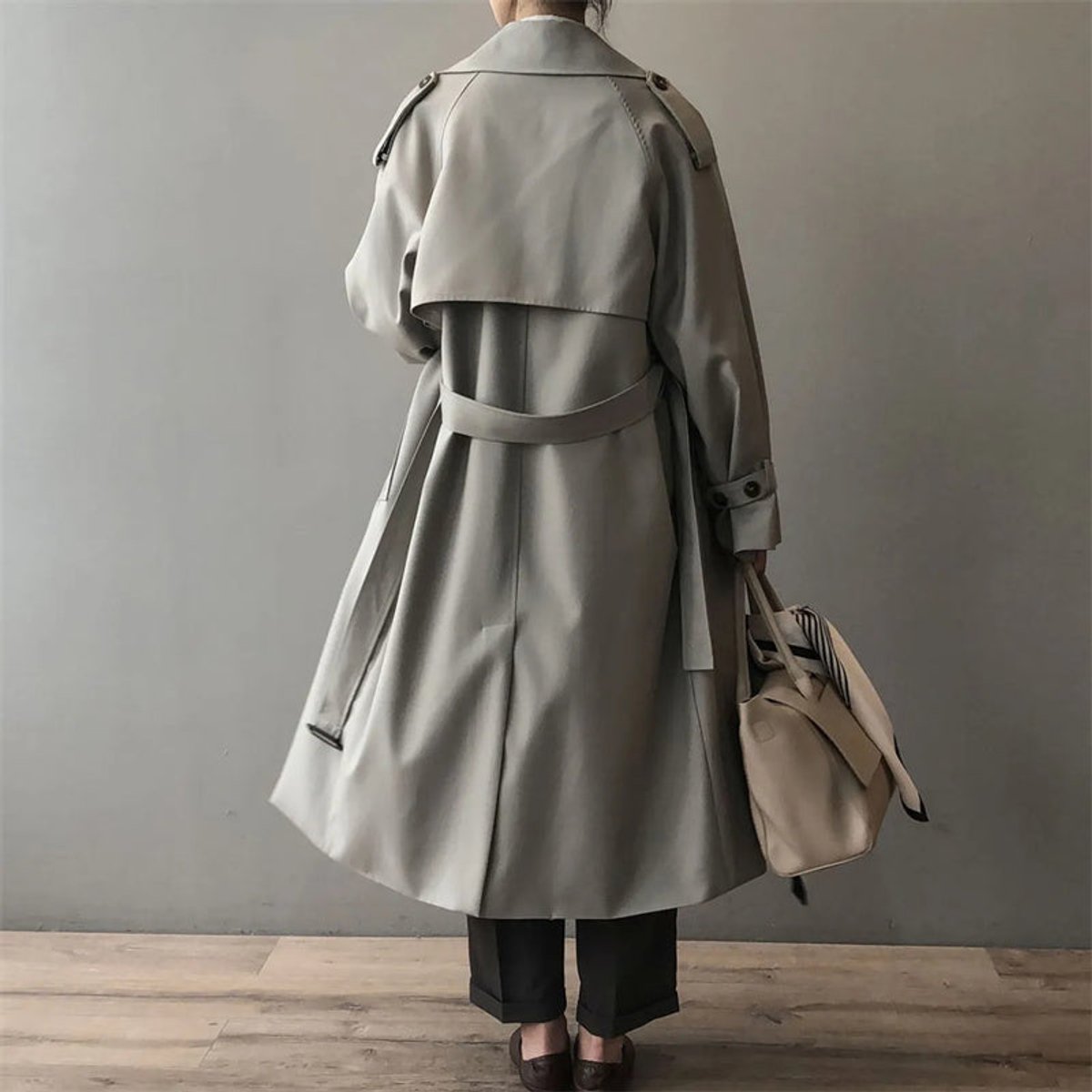 Charlotte | Wasserabweisender zweireihiger Trenchcoat für zeitlosen Stil