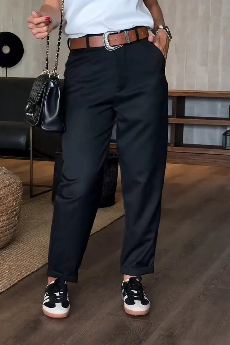 ELEGANTE, FIGURSCHMEICHELNDE HOSE MIT STREIFEN