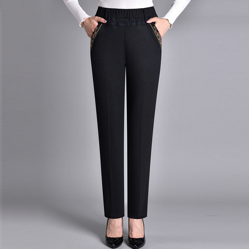 Damenjeans mit elastischem Bund und Seitentaschen