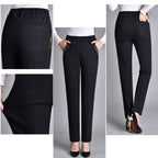 Damenjeans mit elastischem Bund und Seitentaschen